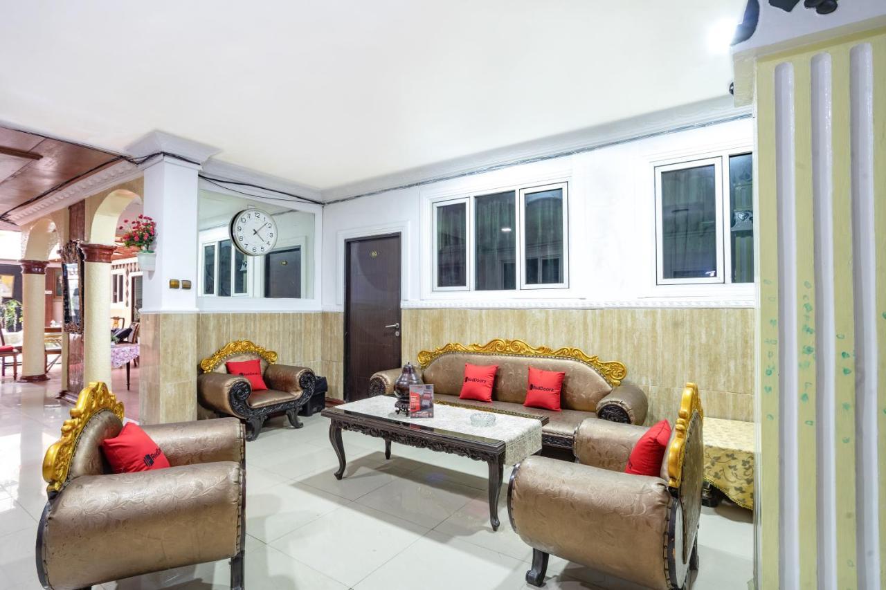 Reddoorz Near Rs Cikini Jakarta Eksteriør billede