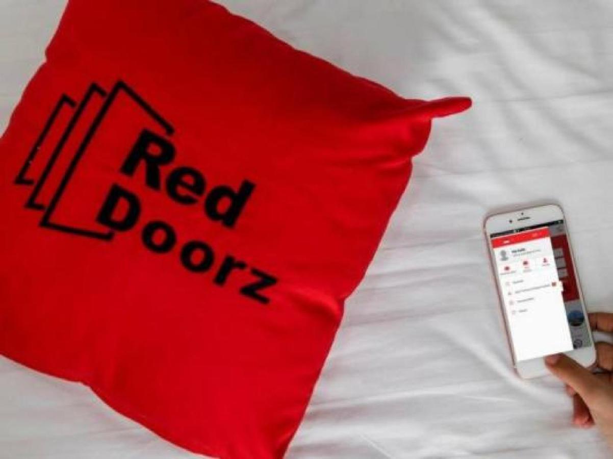 Reddoorz Near Rs Cikini Jakarta Eksteriør billede